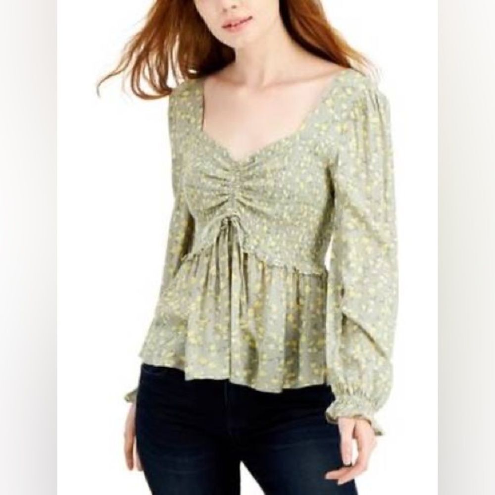 PLANET GOLD Juniors' Ruched Front Peplum Top Cinched front peplum design